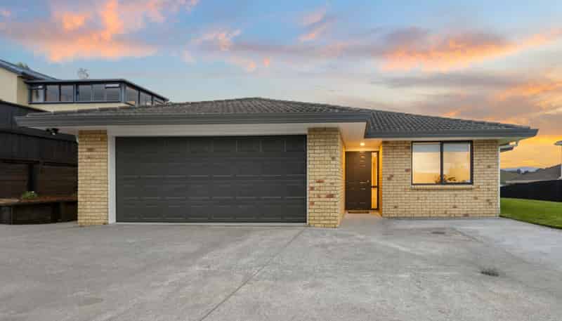 147E Sturges Road, Henderson