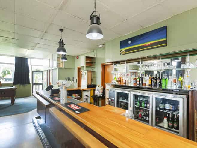 Freehold country pub - Tender