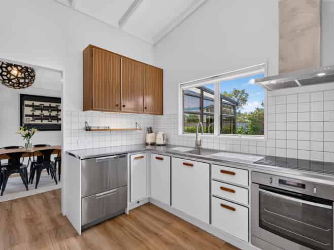 18 Ngarimu Crescent, Taradale