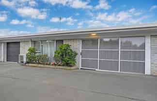 2/73 Macleans Road, Bucklands Beach