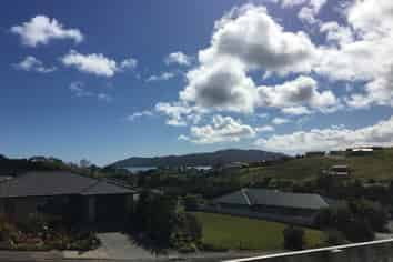 17 Hibiscus Avenue, Cable Bay