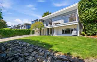 9 Middlebank Drive, Richmond