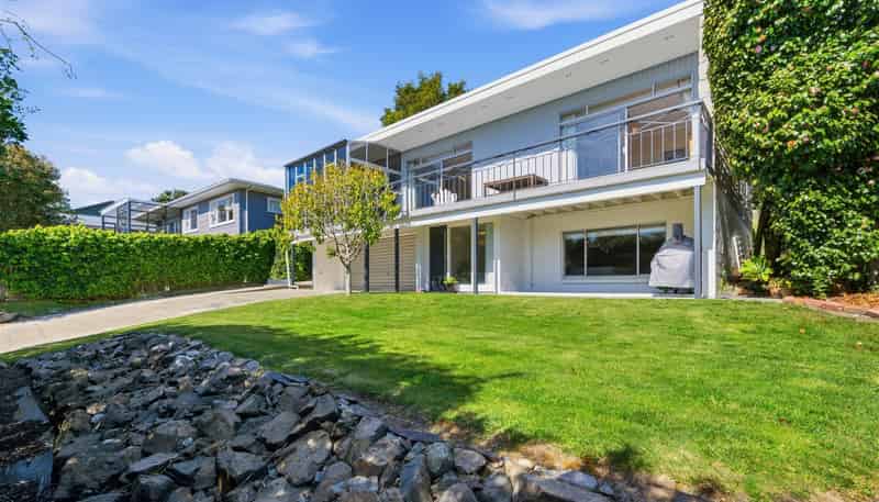 9 Middlebank Drive, Richmond