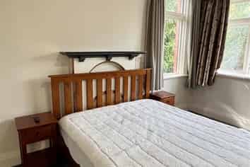 Room 2/Unit 2, 35 Heriot Row, Dunedin Central