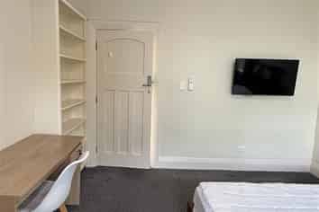 Room 2/Unit 2, 35 Heriot Row, Dunedin Central