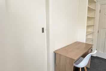Room 2/Unit 2, 35 Heriot Row, Dunedin Central