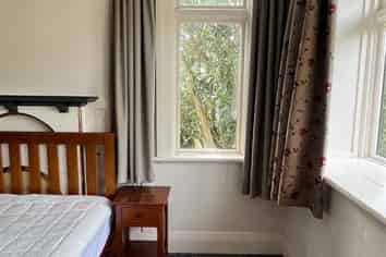 Room 2/Unit 2, 35 Heriot Row, Dunedin Central