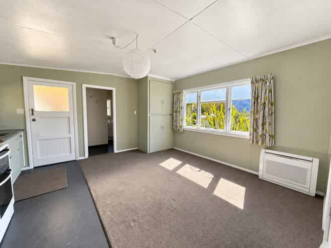 27 Main Road, Havelock