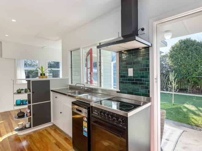 79 Kuratawhiti Street, Greytown