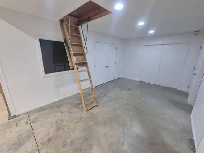 Functional Warehouse and Office Unit