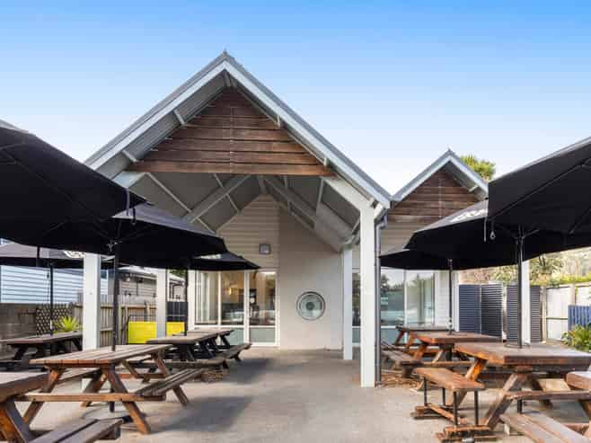 Waterfront Freehold | Prime Akaroa Position