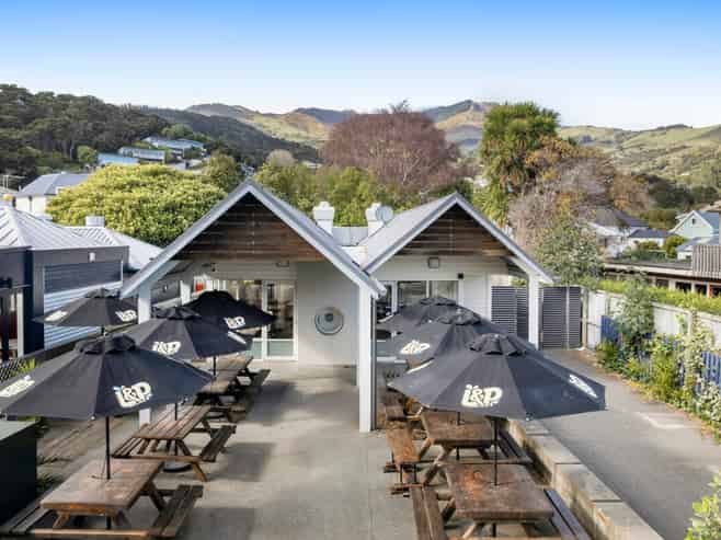 Waterfront Freehold | Prime Akaroa Position