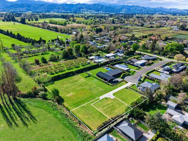 1-3/9 Hewson Lane, Greytown