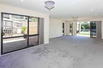 13 Gibbs Crescent, Red Hill