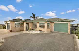 3 Grand Drive, Orewa