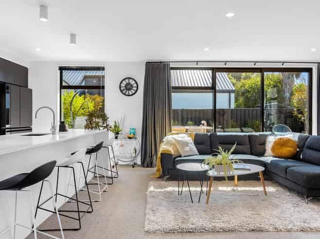 93 Innes Road, Saint Albans