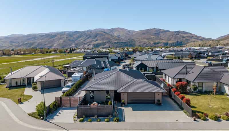 14 Neason Place, Cromwell