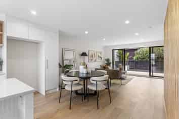 8D Howe Street, Howick
