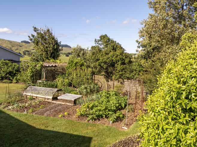 3257 State Highway 23, Raglan