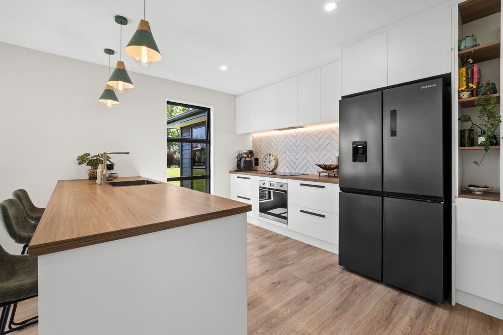 Country feel, contemporary comfort 4