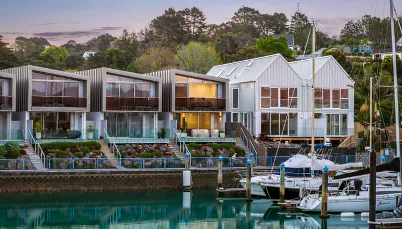 577 Laurie Southwick Parade, Gulf Harbour