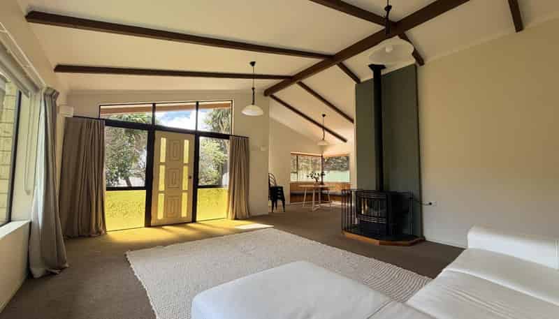 35 Old South Road, Okato
