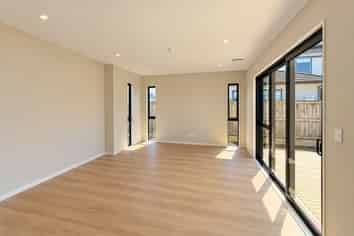 2 Pahekeheke Road, Karaka