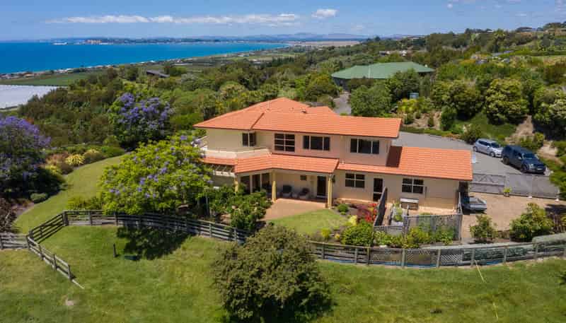 11 Kaimata Road, Bay View