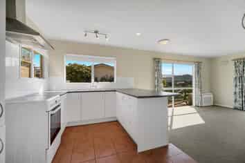 175 Princes Drive, Britannia Heights