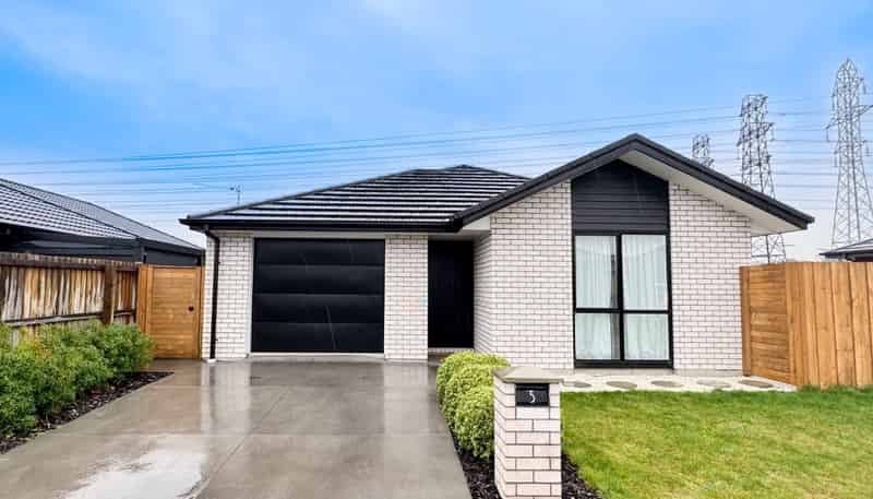 5 Horseman Lane, Yaldhurst