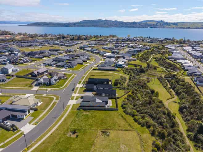 45 Raupo Crescent, Wharewaka