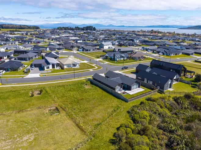 45 Raupo Crescent, Wharewaka