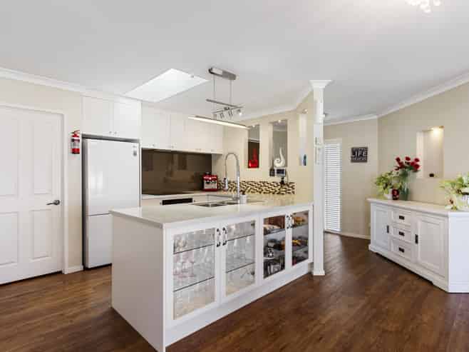 2 Crabb Fields Lane, Riverhead
