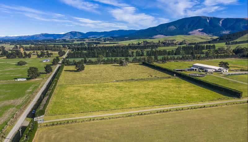 124 Inglis Road, Okuku