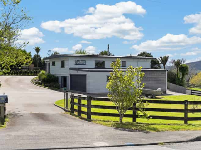 17 Gorge Road, Maungaturoto
