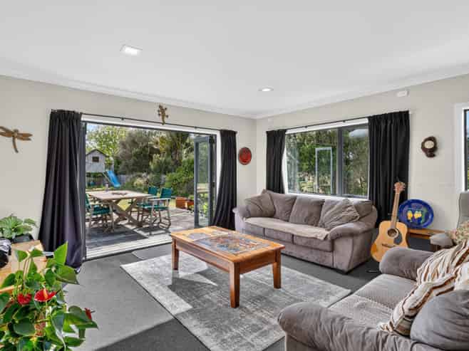17 Gorge Road, Maungaturoto