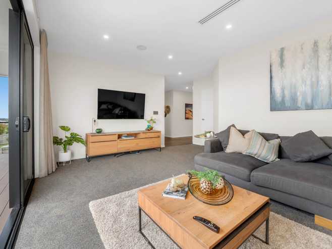170  Ninth View Avenue, Beachlands