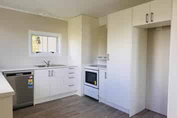 1A  Bruce Street (Downstairs), Whitianga
