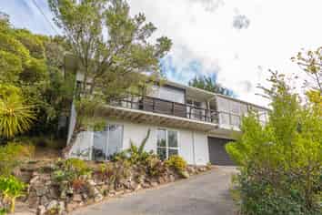 40 Marine Drive, Diamond Harbour