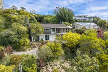 40 Marine Drive, Diamond Harbour