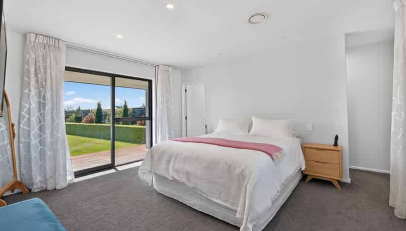 16 Landsborough Drive, Darfield