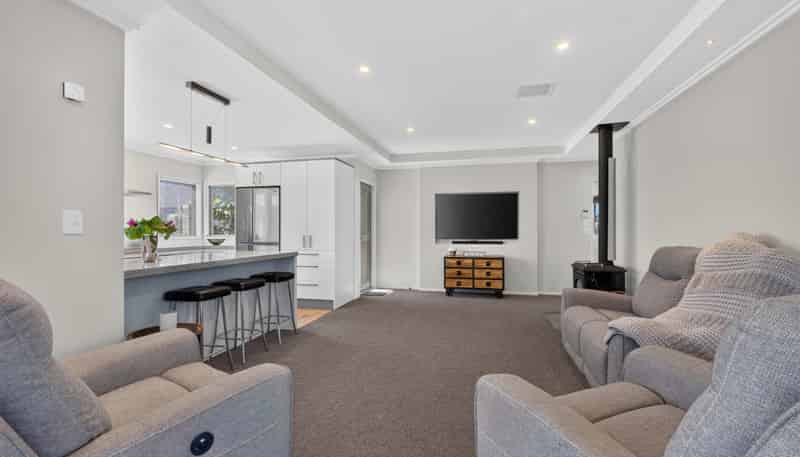 16 Landsborough Drive, Darfield