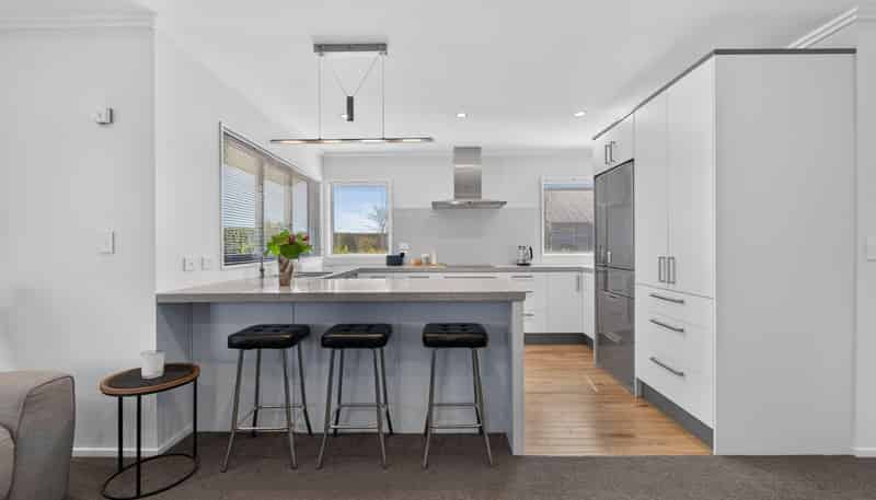 16 Landsborough Drive, Darfield