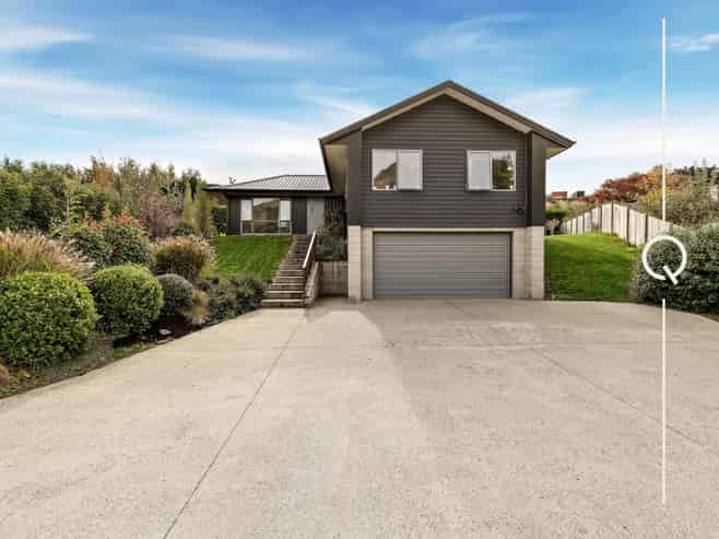 6 Cotswold Court, Shotover Country, Lower Shotover