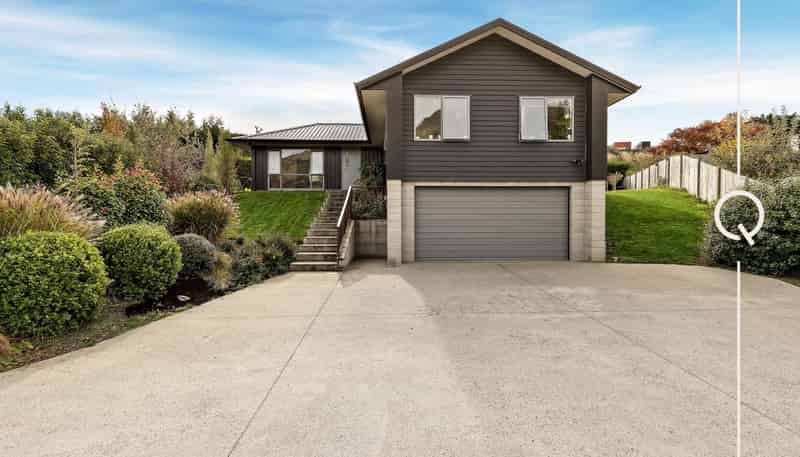 6 Cotswold Court, Shotover Country, Lower Shotover