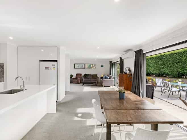 6 Cotswold Court, Shotover Country, Lower Shotover