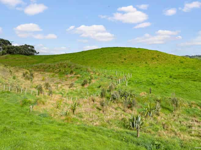 116 West Coast Road, Awhitu