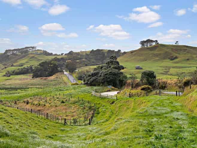 116 West Coast Road, Awhitu