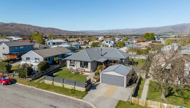 8 Gantry Place, Cromwell