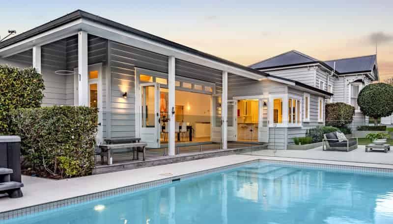 10 Armadale Road, Remuera
